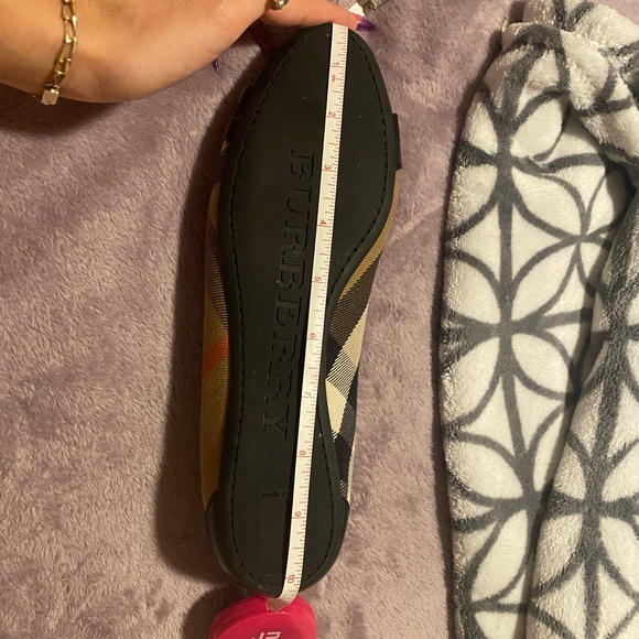 Authentic Burberry Ballet Flats - Picture 7 of 9